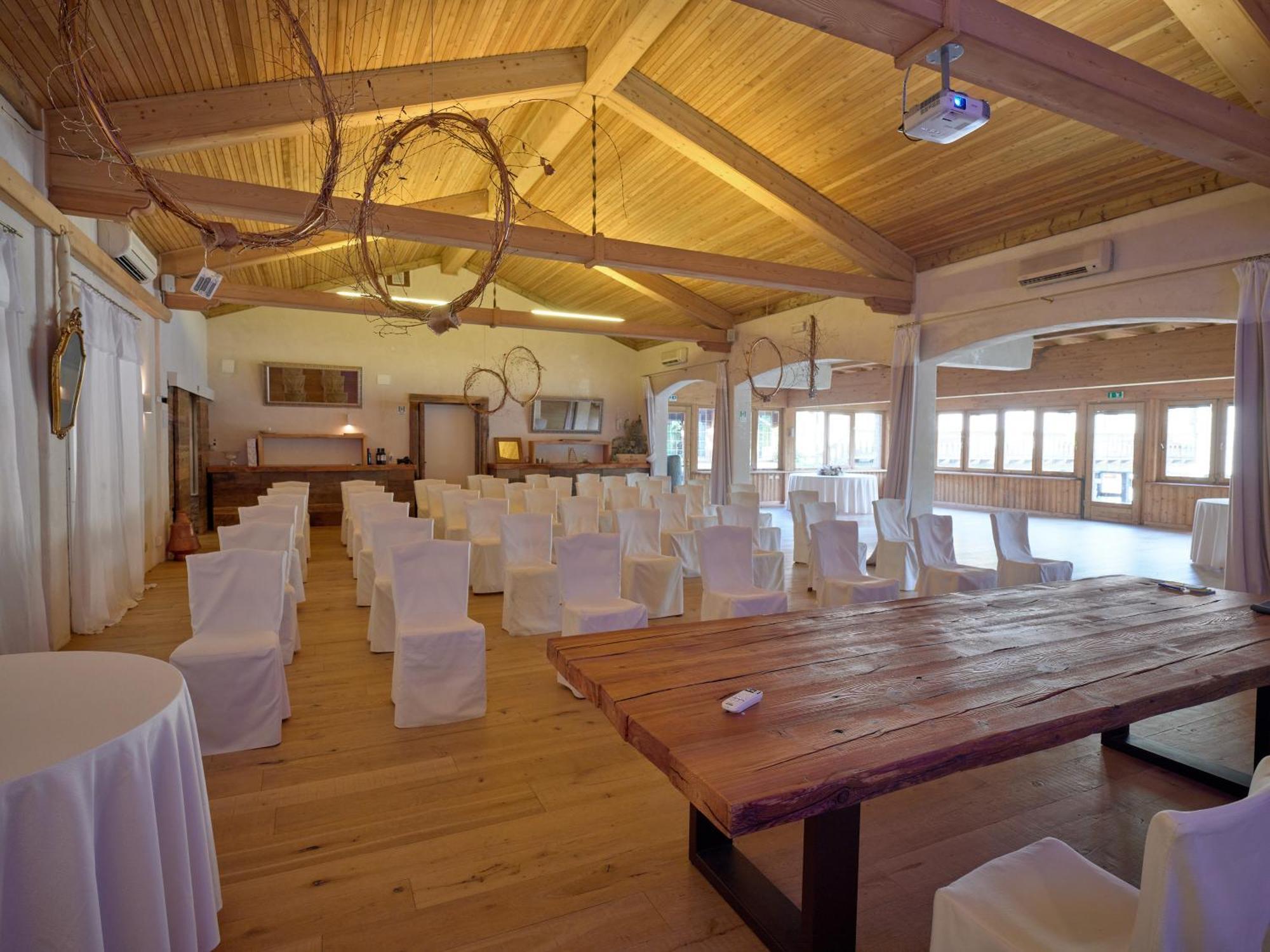 Ai Cadelach Hotel Giulia Revine Lago المظهر الخارجي الصورة