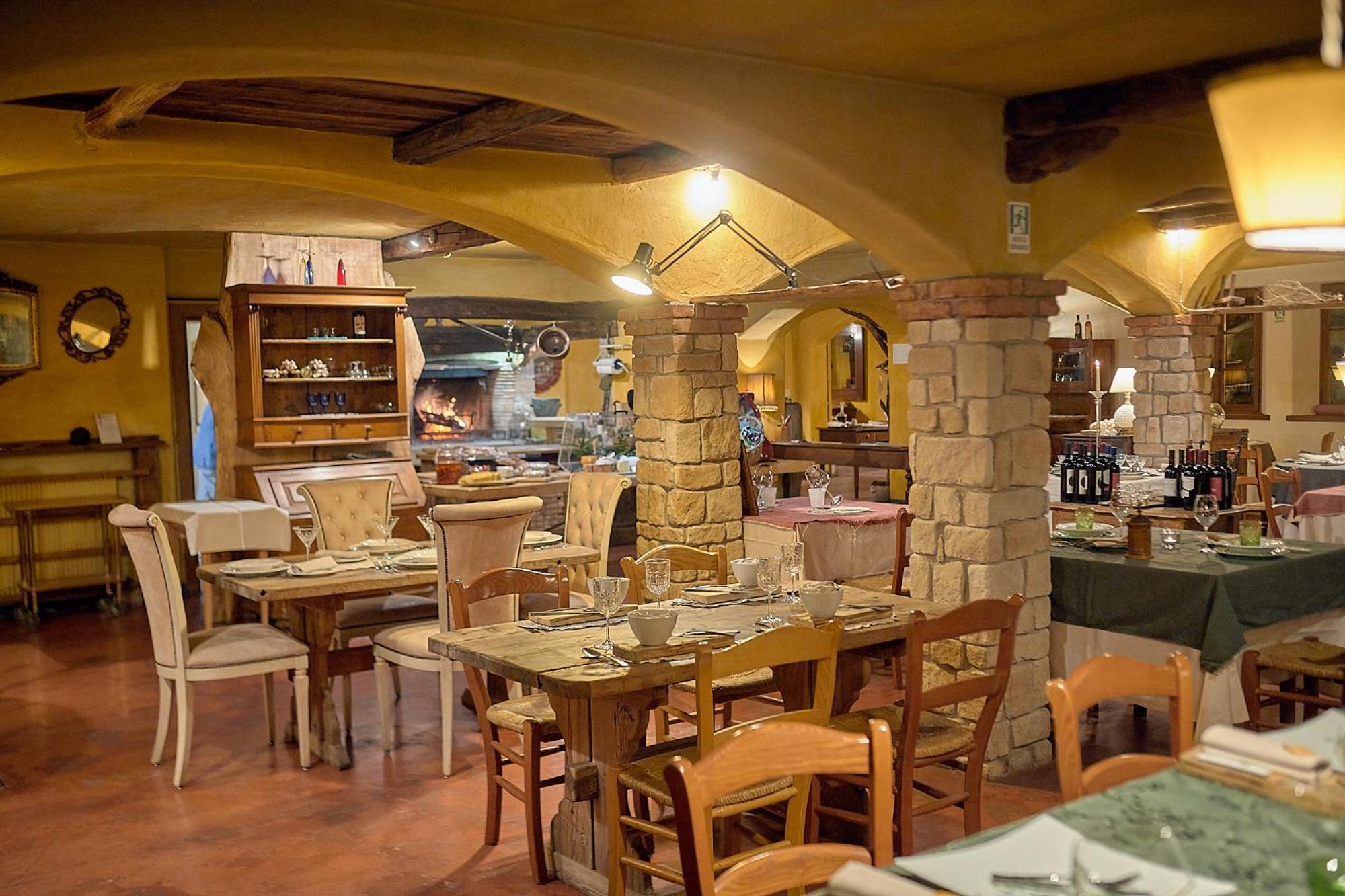 Ai Cadelach Hotel Giulia Revine Lago المظهر الخارجي الصورة